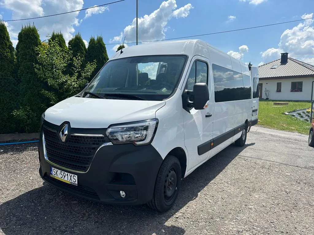 Karoserie dodávky pro 8 cestujících
