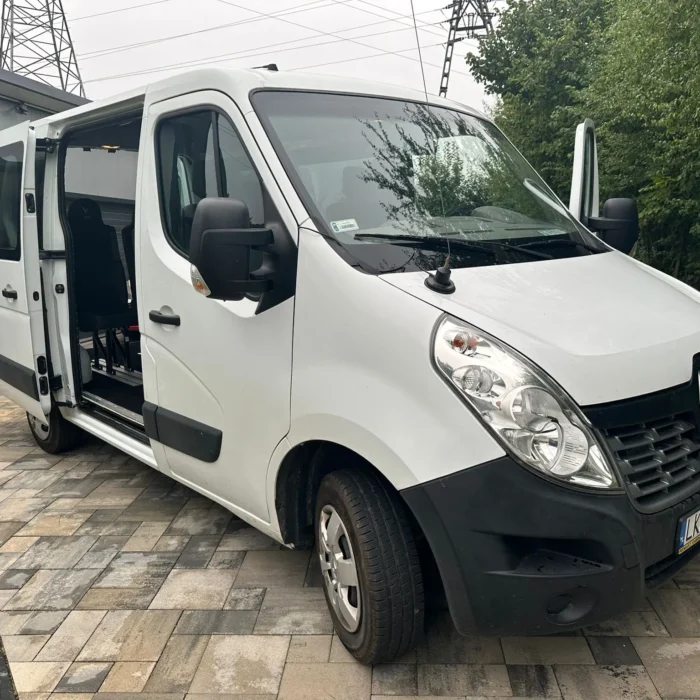 Renault Master 9-místný