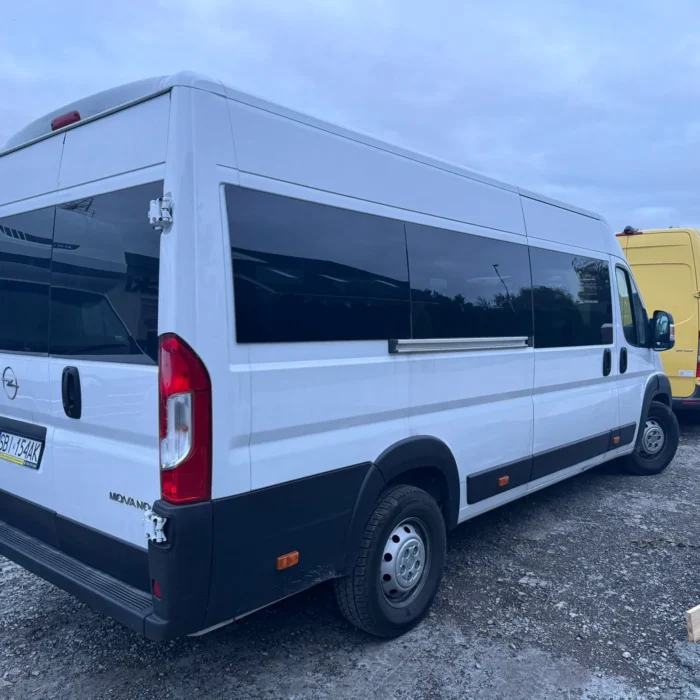 Opel Movano 9-místný