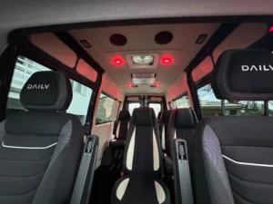 Zabudowa pasażerska Renault Master Brygadówka 7 os 26